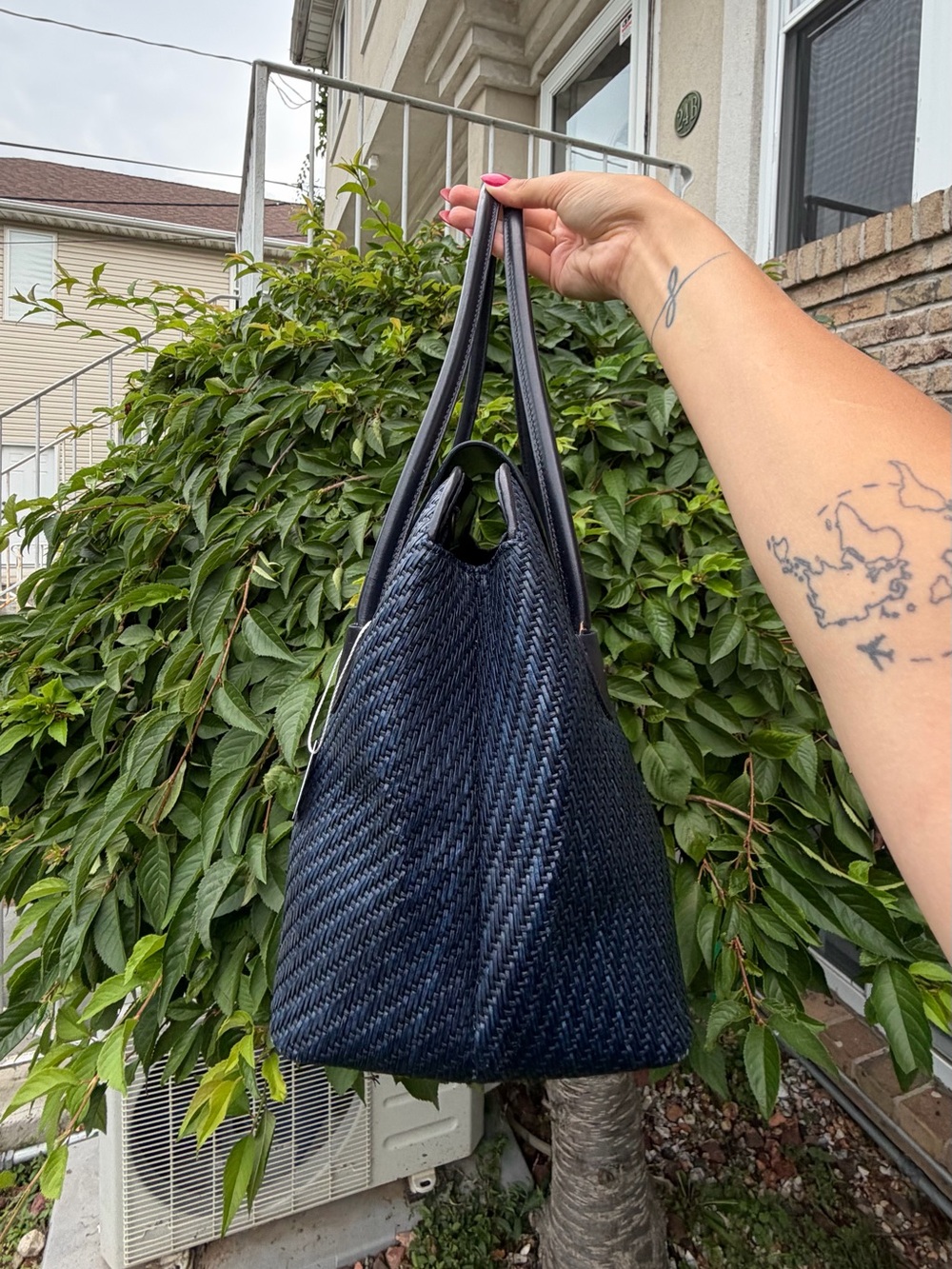 Vintage Fossil Navy Woven Leather Satchel Top Handle Shoulder Bag - Picture 2 of 6